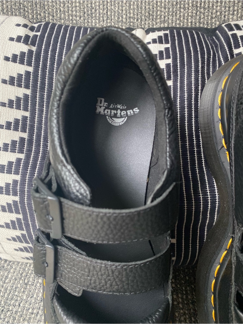 Dr Marten Buzz Mary Jane Platform Shoes - Picture 12 of 15